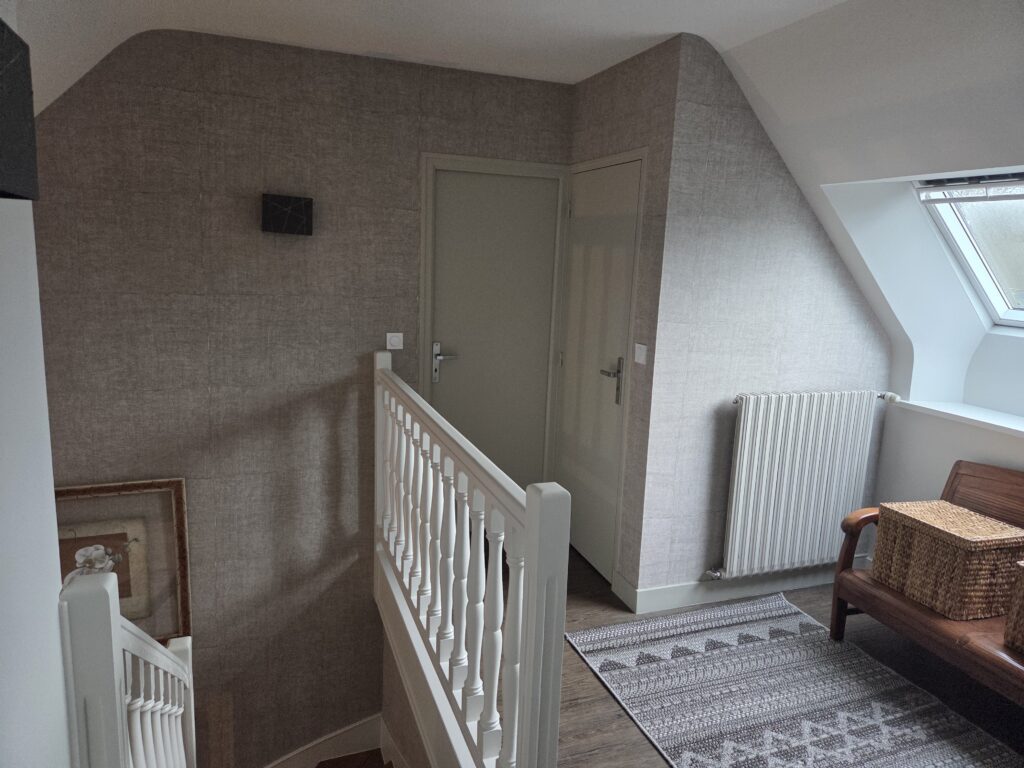 Corbe Et Fils Peintre A Rennes Degagement Etage 1